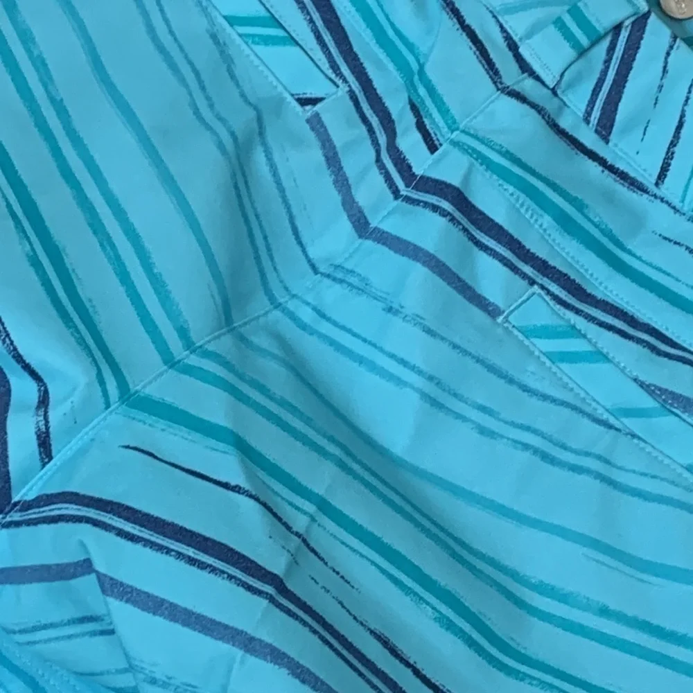 NWT Adidas Girls Junior Golf Short small and medium Turquoise with Blue Stripes